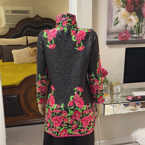 Multi color Cheongsam Chinese blouse with Mandarin Collar. - Picture 5 of 5